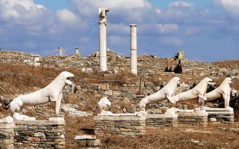 Για-ποιο-λόγο-στην-αρχαία-Αθήνα-συνέταξαν-νόμο-να-μην-γεννιέται-ούτε-να-θάβεται-κάνεις-στην-Δήλο
